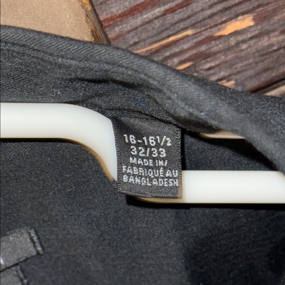 Van Heusen Black Extra Slim Dress Shirt - Picture 3 of 3